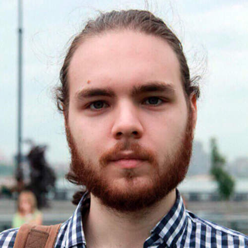 Максим Артемьев
