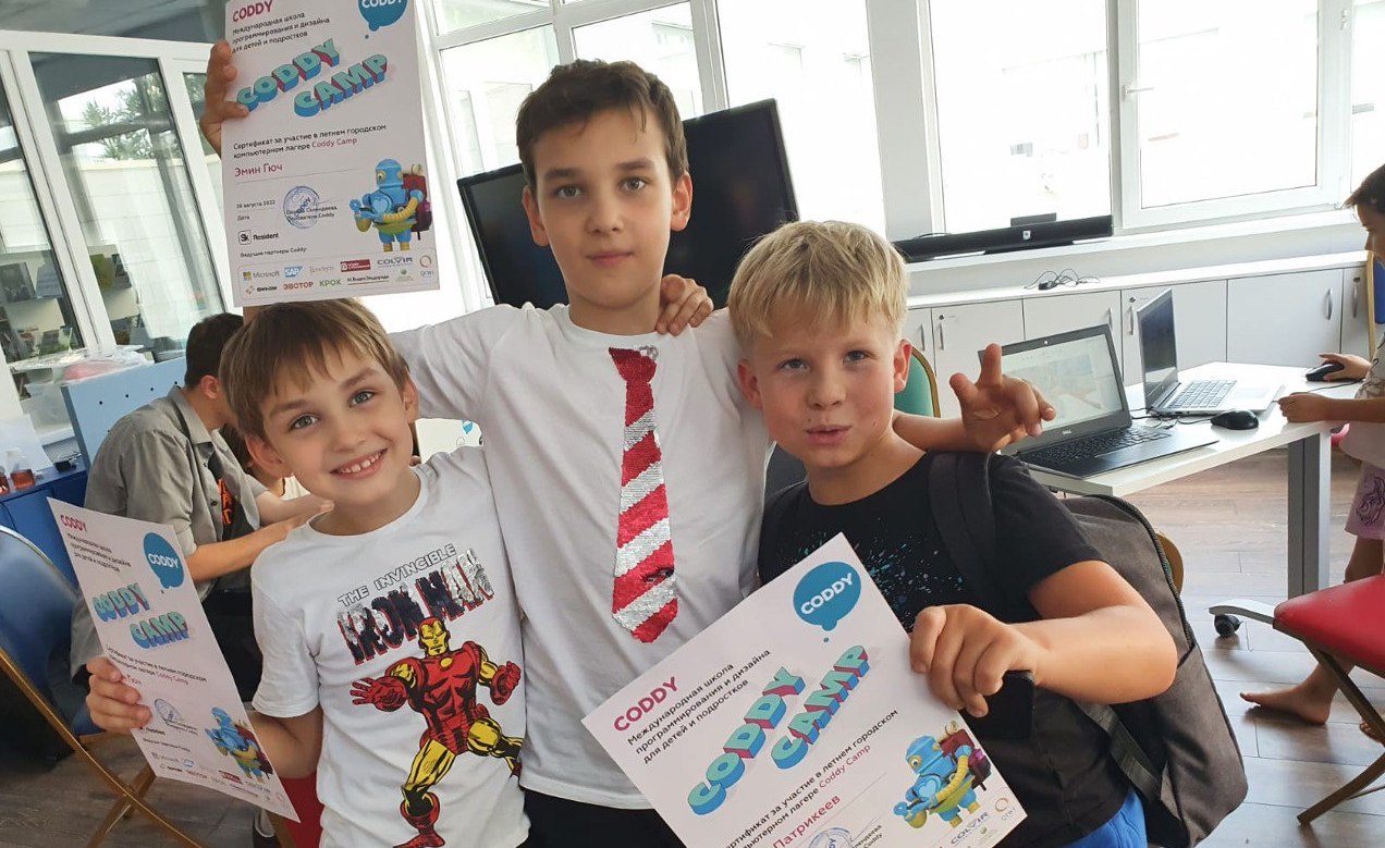 CODDY в топ-100 лучших франшиз – школа программирования Coddy в Москве